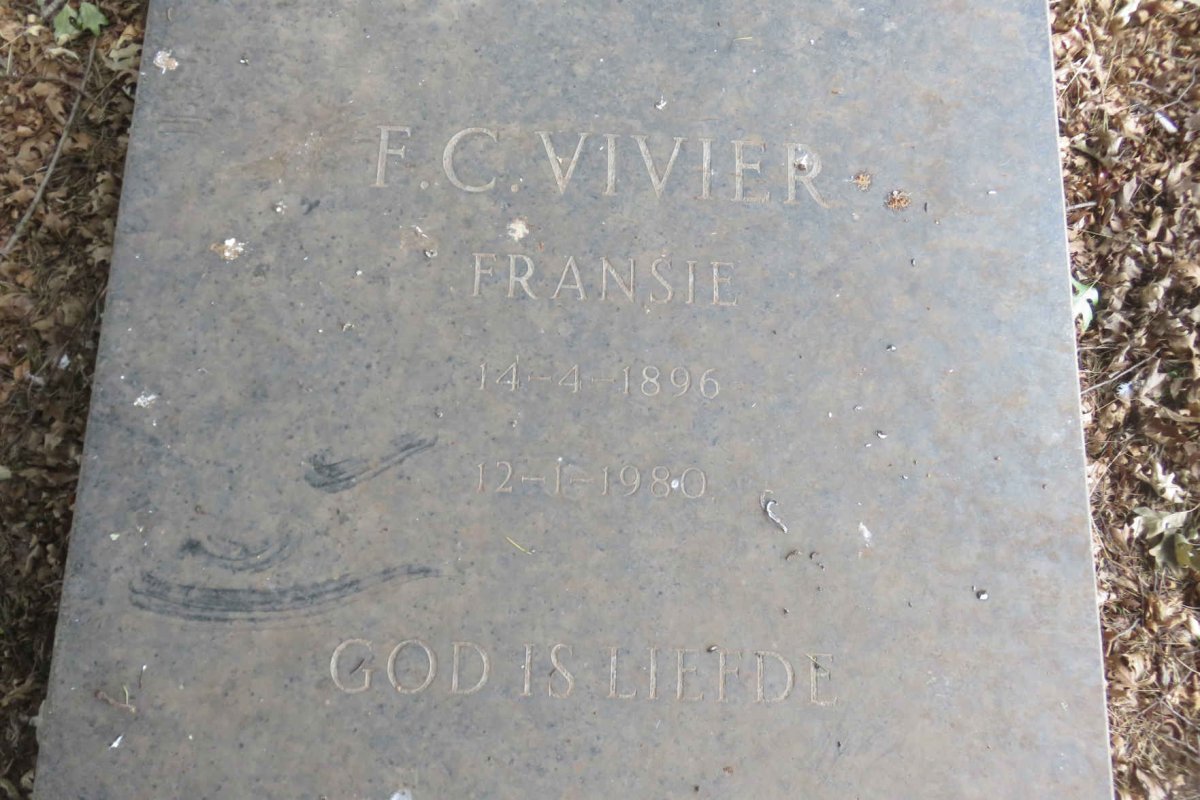 VIVIER Fransie F.C. 1896-1980