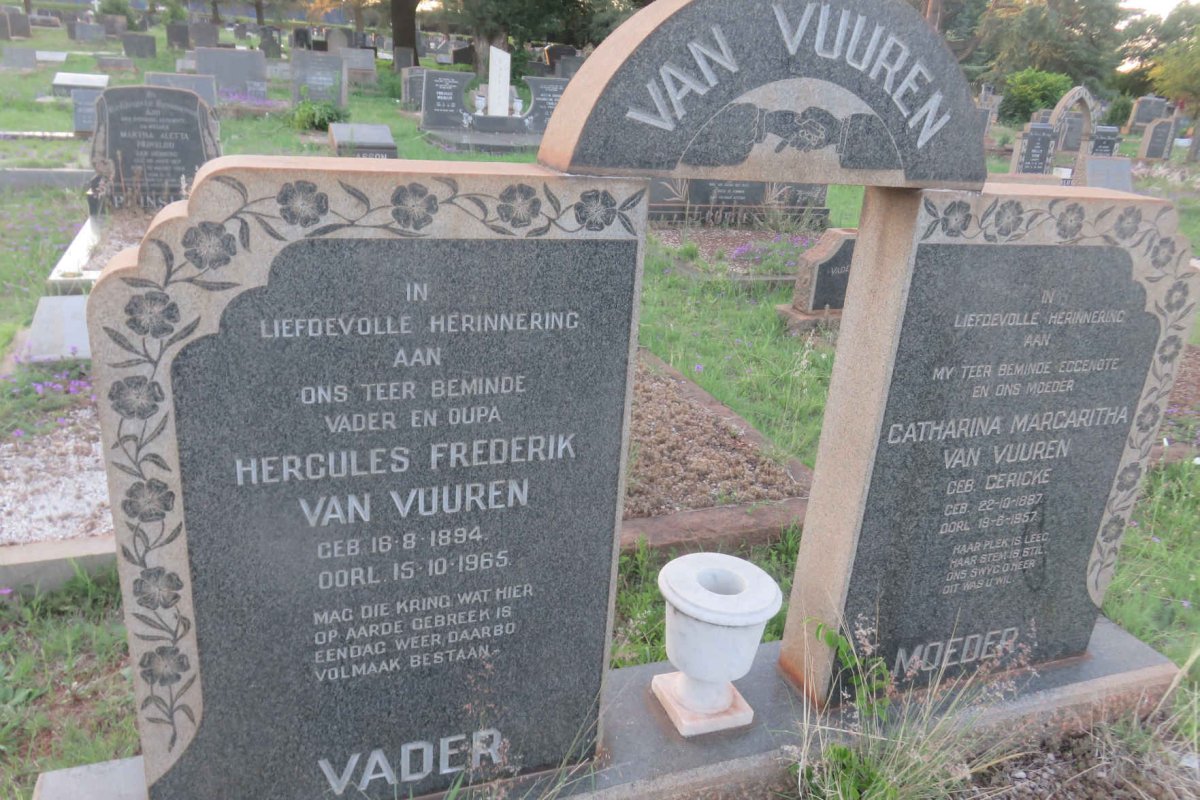 VUUREN Hercules Frederik, van 1894-1965 &amp; Catharina Margaritha GERICKE 1897-1957