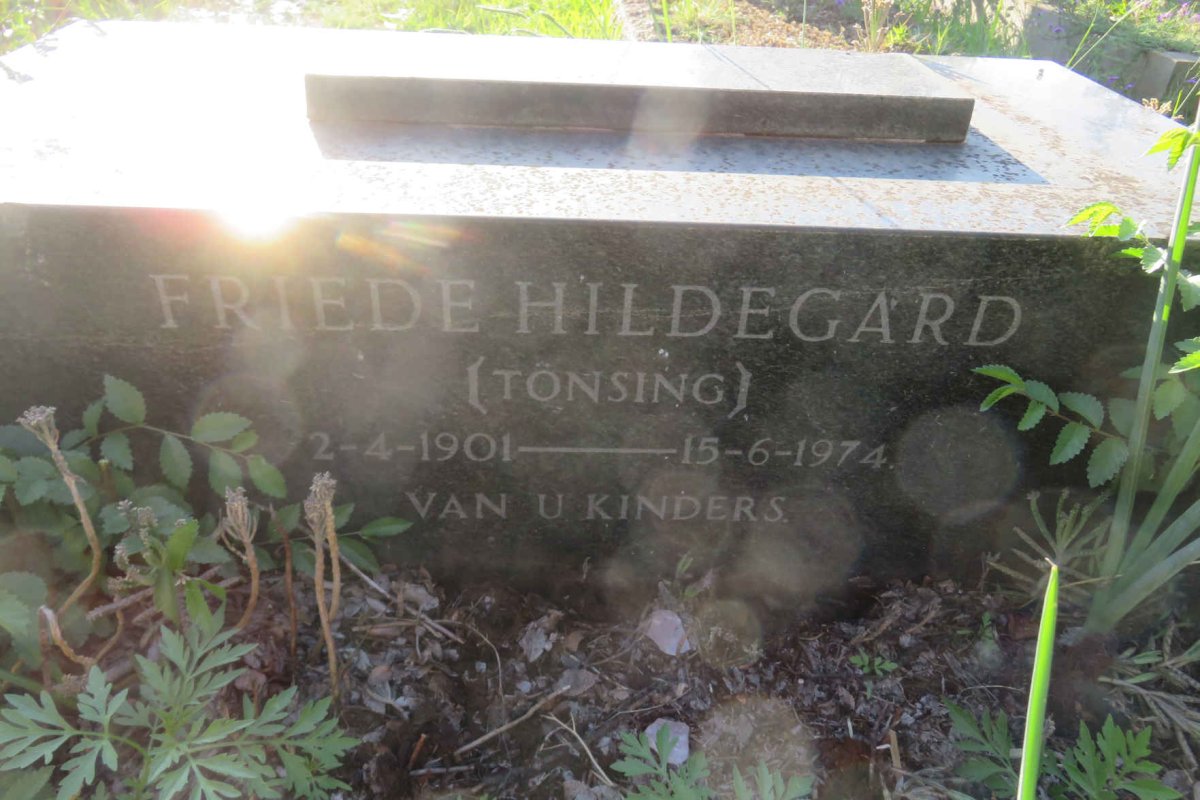 VISSER Petrus Gerhardus 1895-1947 & Friede Hildegard TONSING 1901-1974 _2