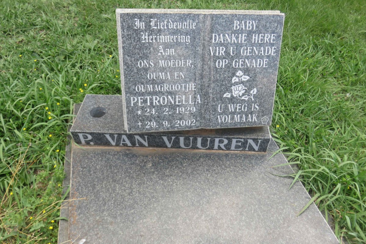 VUUREN H.F., van 1921-1998 &amp; Petronella 1929-2002