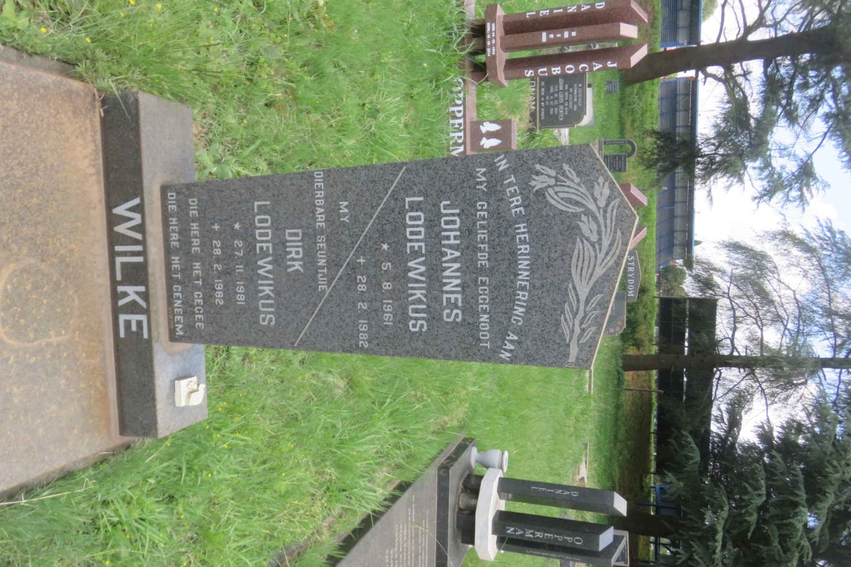 WILKE Johannes Lodewikus 1961-1982 :: WILKE Dirk Lodewikus 1981-1982