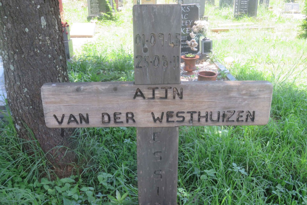 WESTHUIZEN A.J.J.N, van der 1945-2011