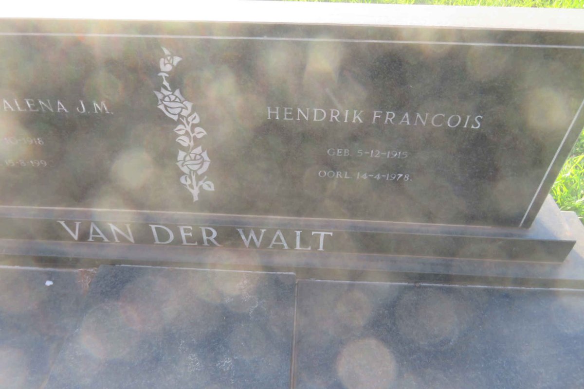 WALT Hendrik Francois, van der 1915-1978 &amp; Martha Magdalena J.M. 1918-1993