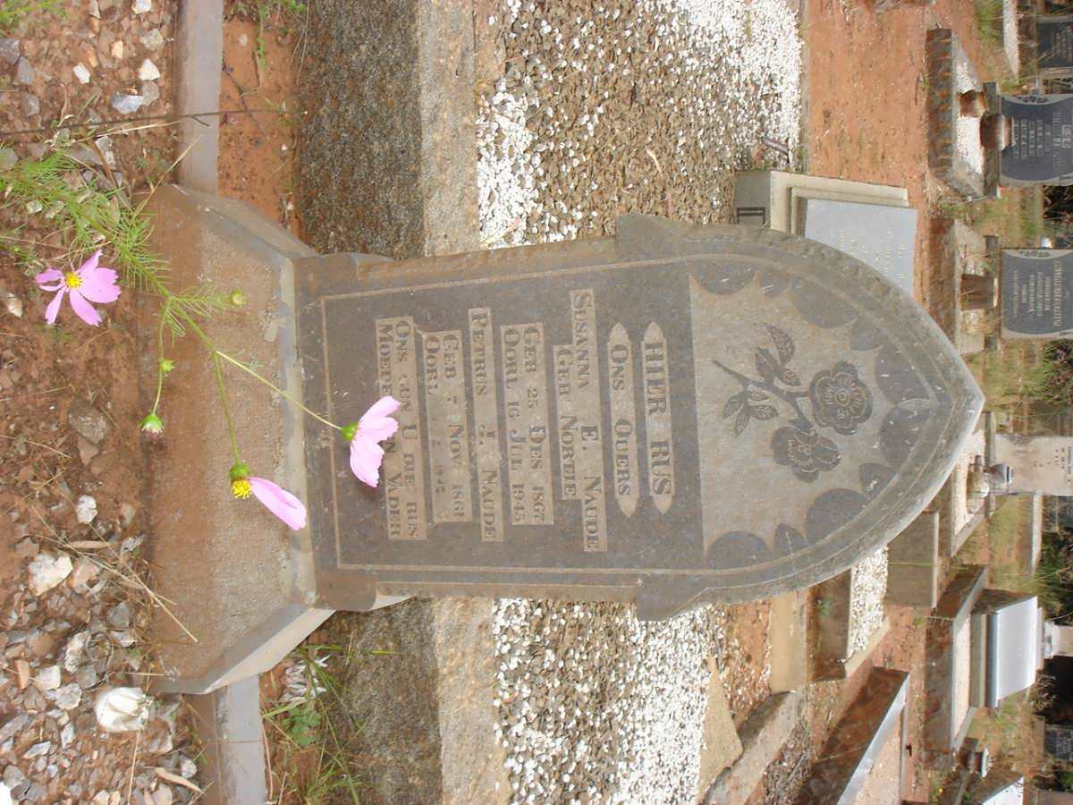 NAUDE Petrus J.  1861-  &amp; Susanna E. NORTJE 1867-1945