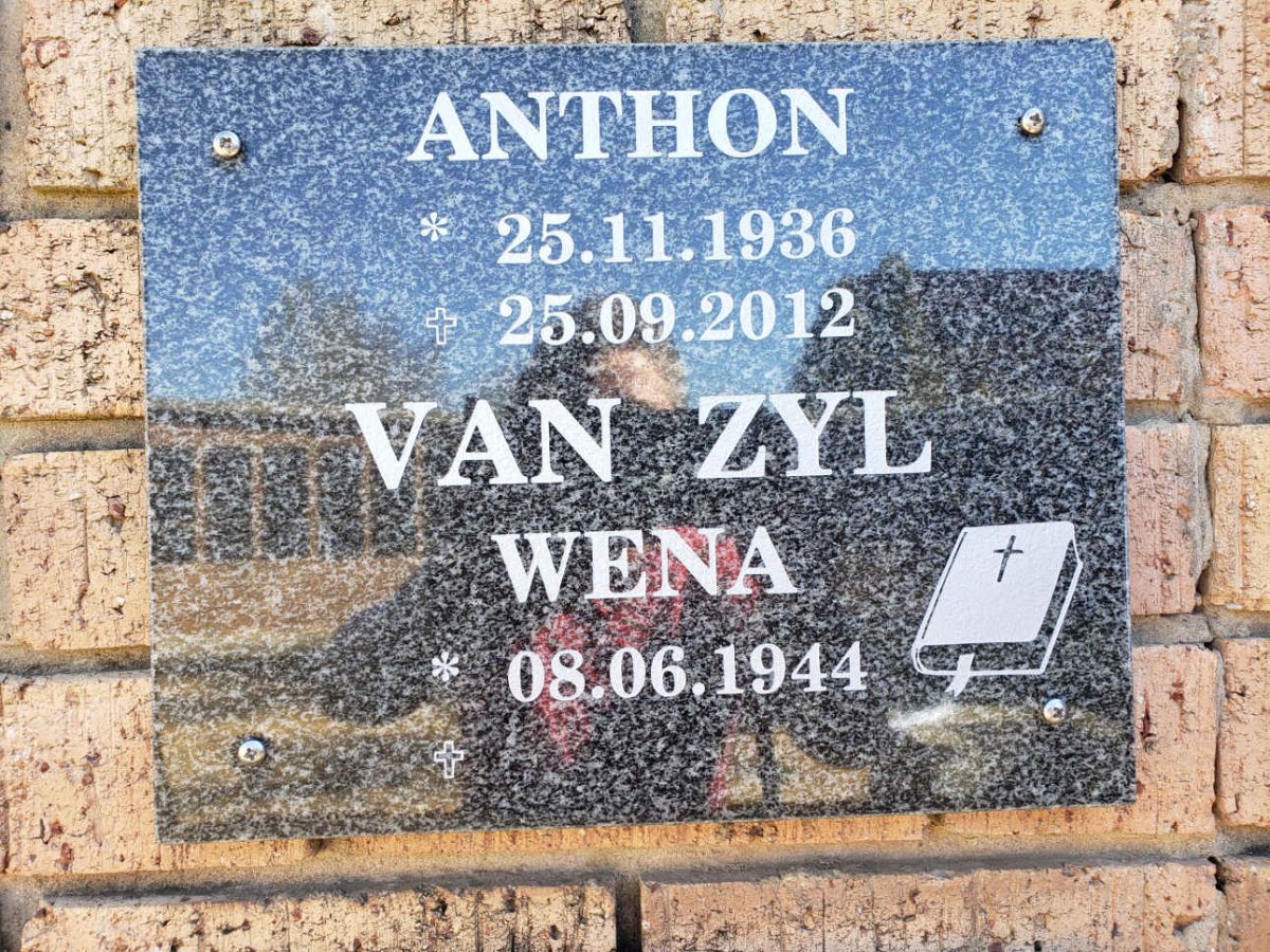 ZYL Anthon, van 1936-2012 &amp; Wena 1944-