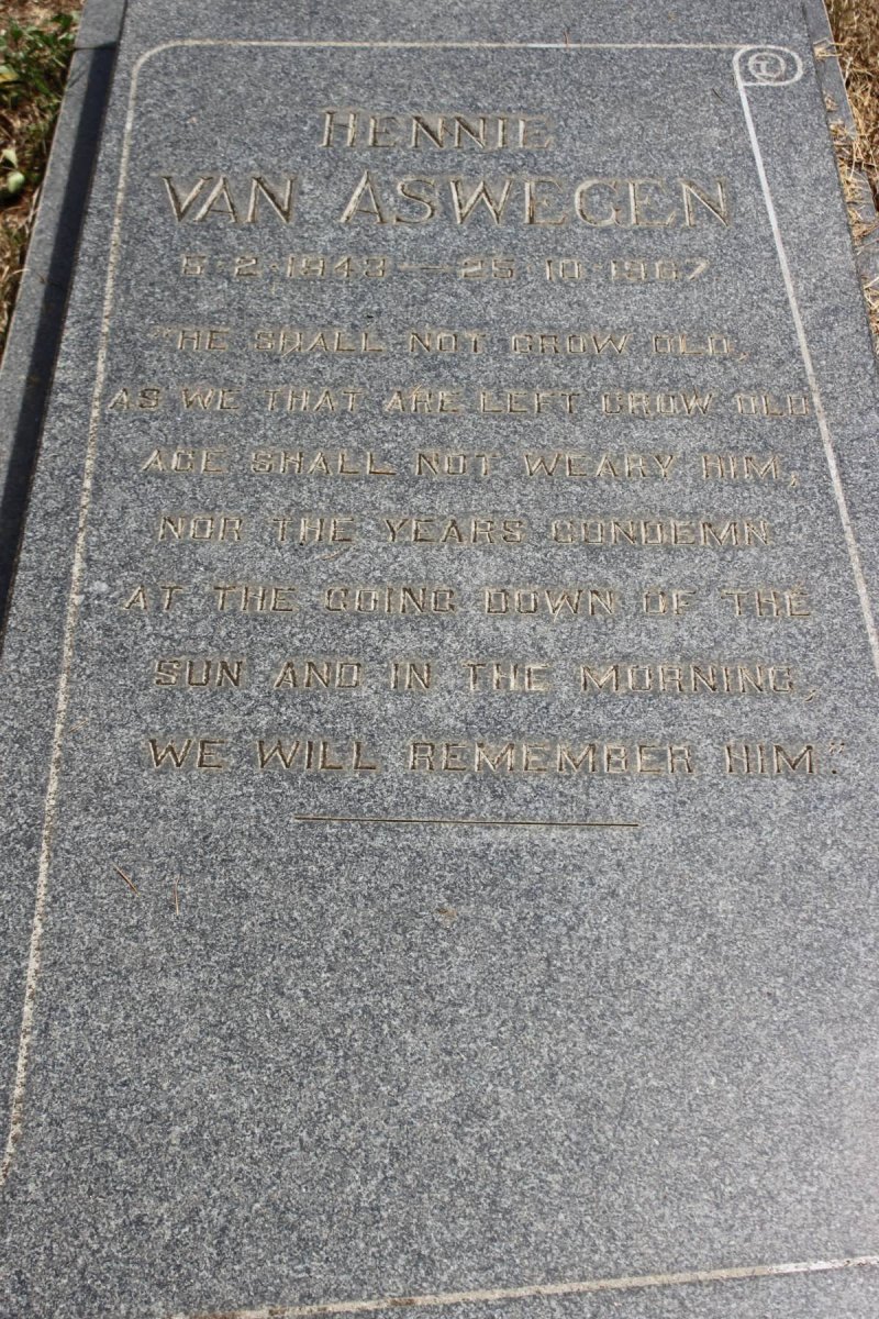 ASWEGEN Hennie, van 1943-1967