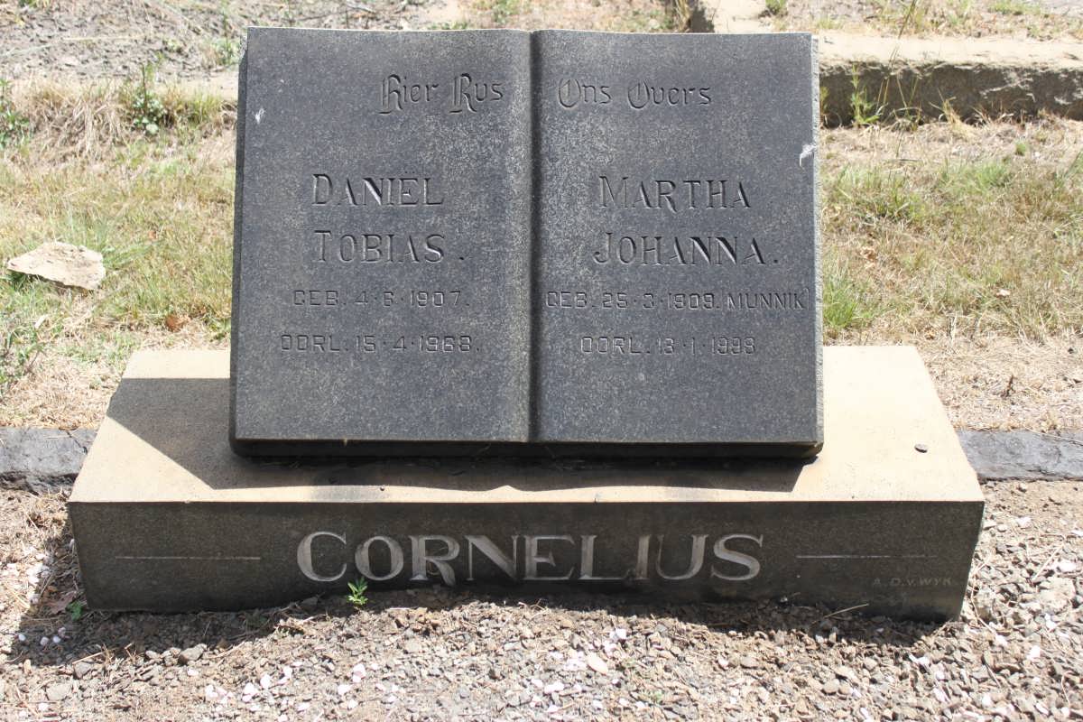 CORNELIUS Daniel Tobias 1907-1968 &amp; Martha Johanna MUNNIK 1909-1998