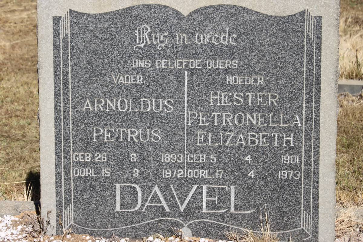 DAVEL Arnoldus Petrus 1893-1972 &amp; Hester Petronella Elizabeth 1901-1973