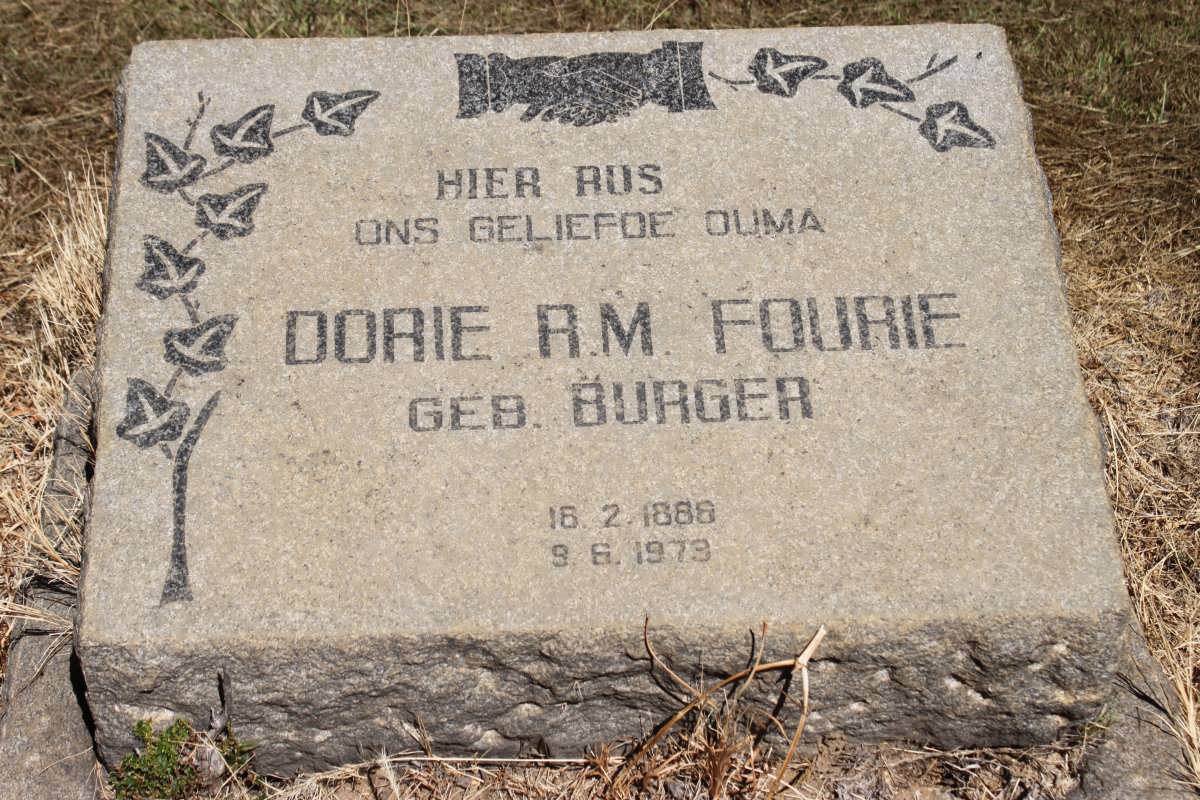 FOURIE Dorie R.M. nee BURGER 1888-1973