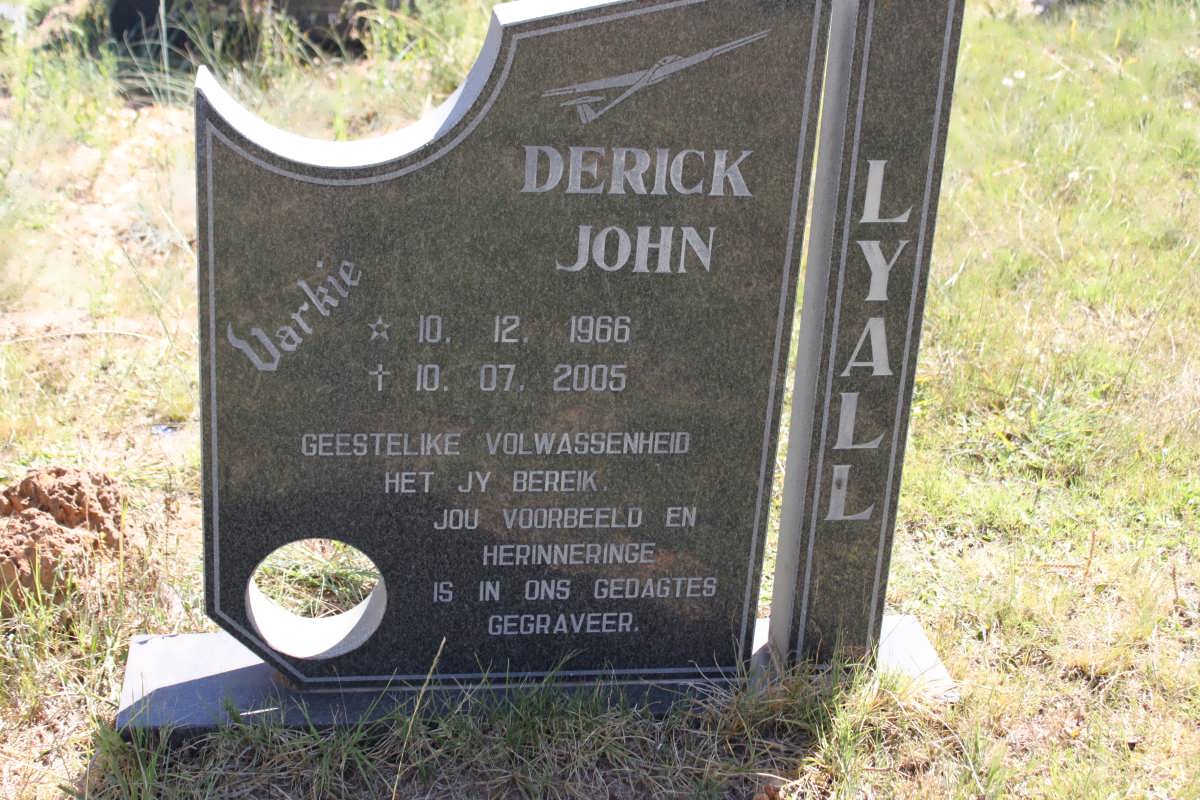 LYALL Derick John 1966-2005