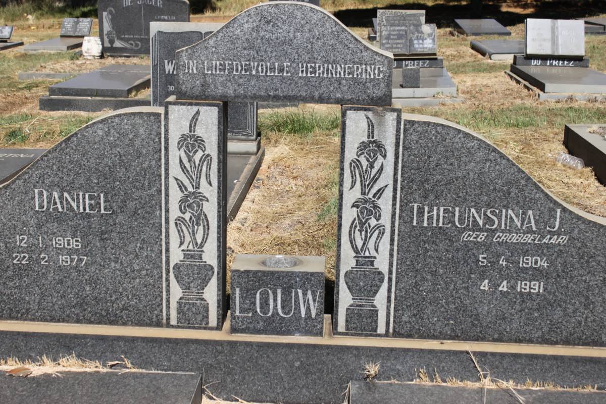 LOUW Daniel 1906-1977 &amp; Theunsina J. GROBBELAAR 1904-1991