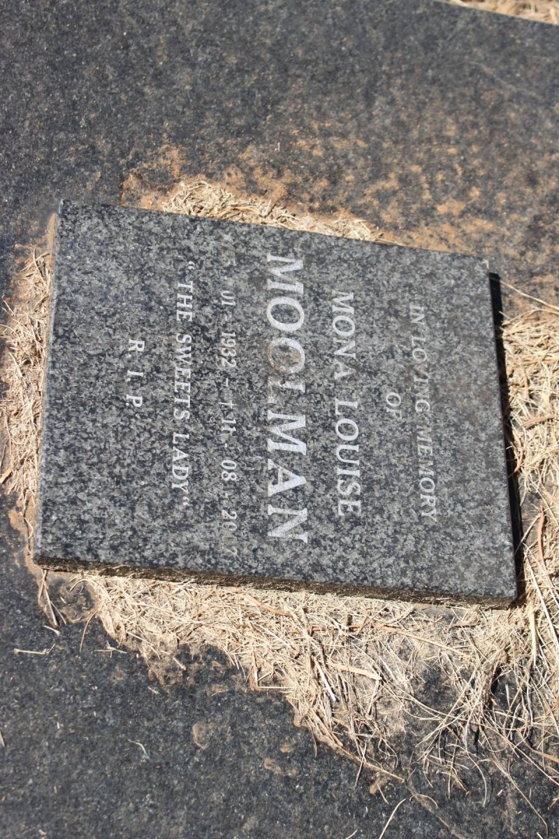 MOOLMAN Mona Louise 1932-2007