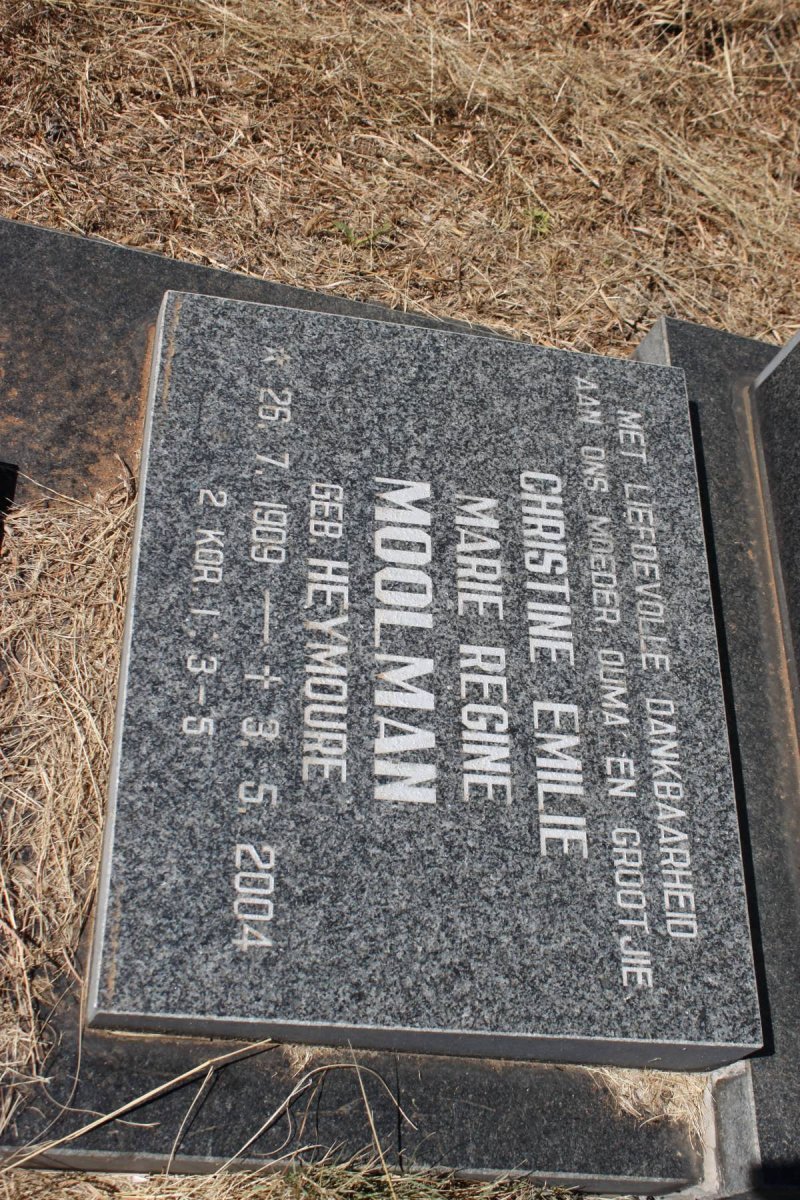 MOOLMAN Christine Emilie Marie Regine nee HEYMOURE 1909-2004
