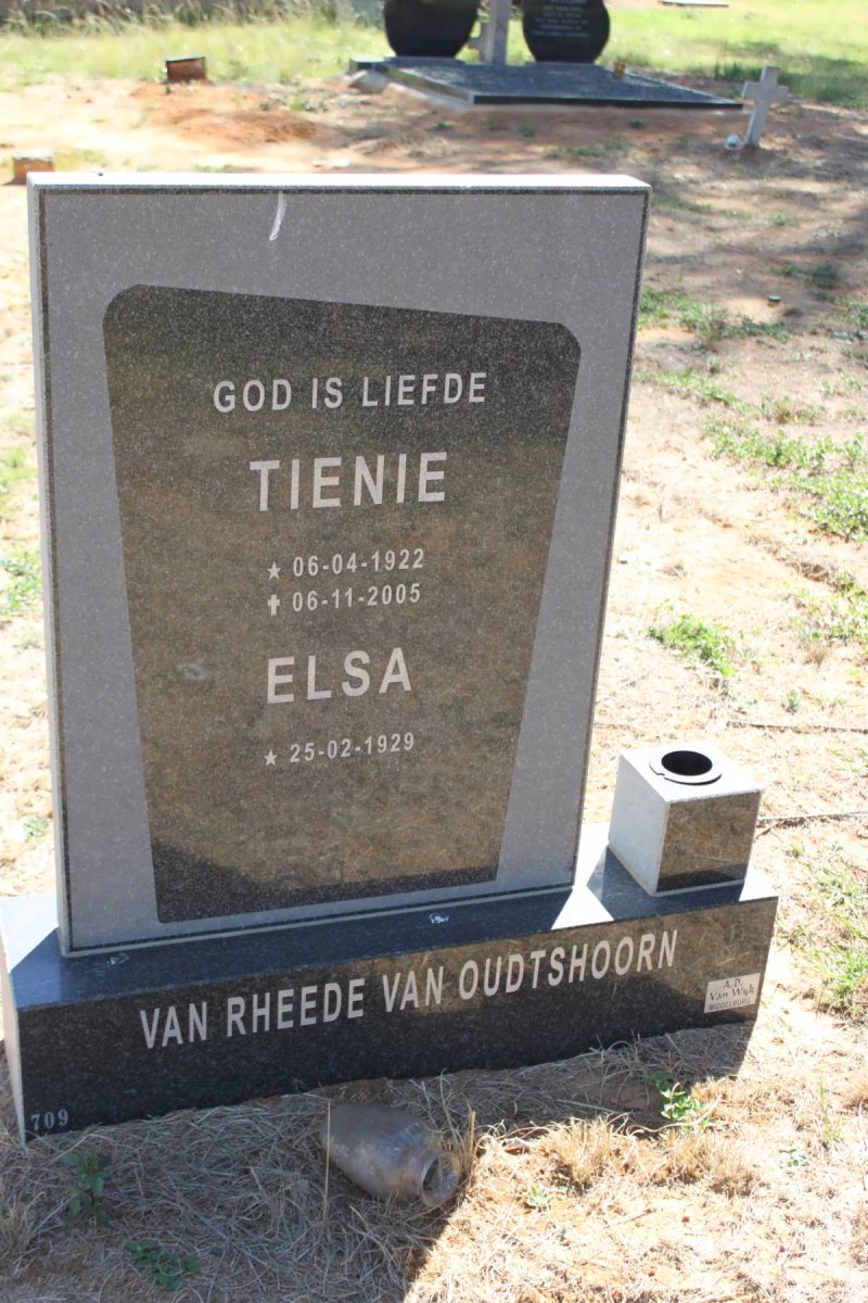 OUDTSHOORN Tienie, van Rheede van 1922-2005 &amp; Elsa 1929-