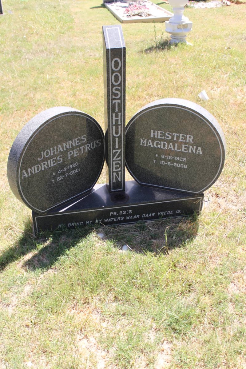 OOSTHUIZEN Johannes Andries Petrus 1920-2001 &amp; Hester Magdalena 1922-2006