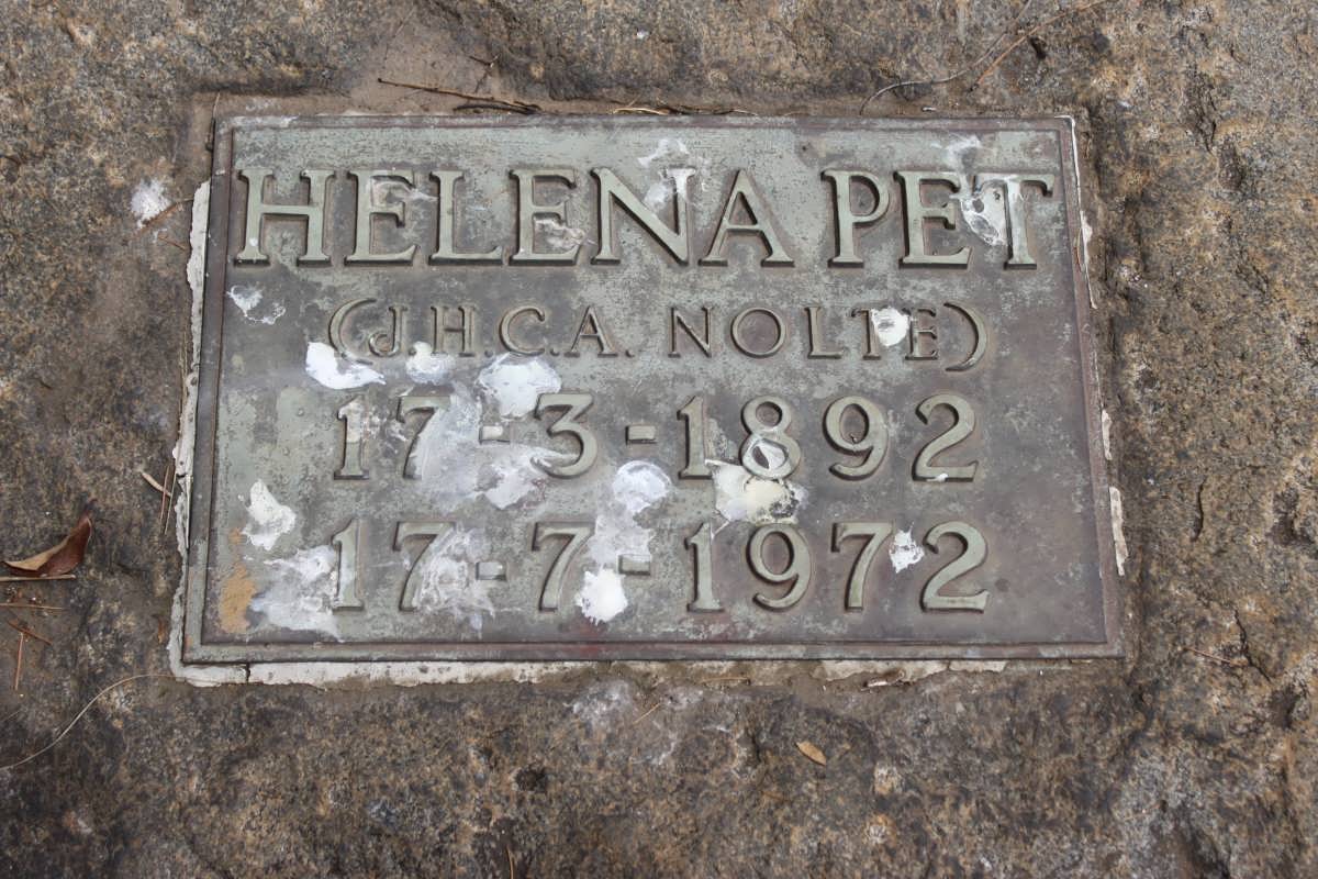 PET J.H.C.A. nee NOLTE 1892-1972