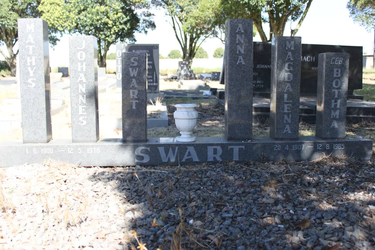 SWART Matthys Johannes 1900-1976 &amp; Anna Magdalena BOTHA 1907-1985