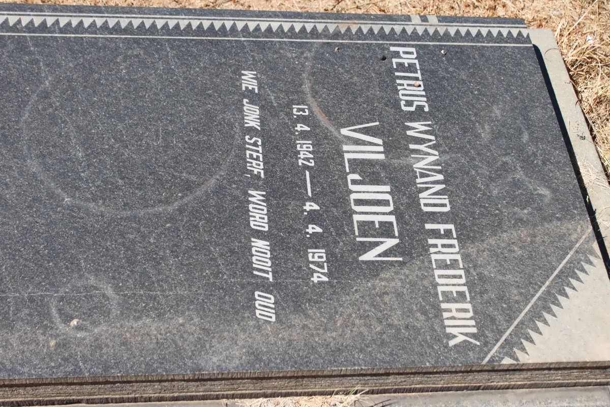 VILJOEN Petrus Wynand Frederik 1947-1974