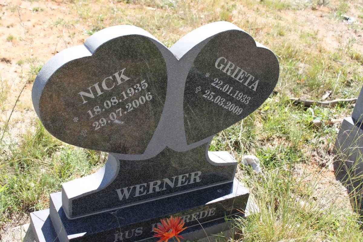 WERNER Nick 1935-2006 &amp; Grieta 1933-2009