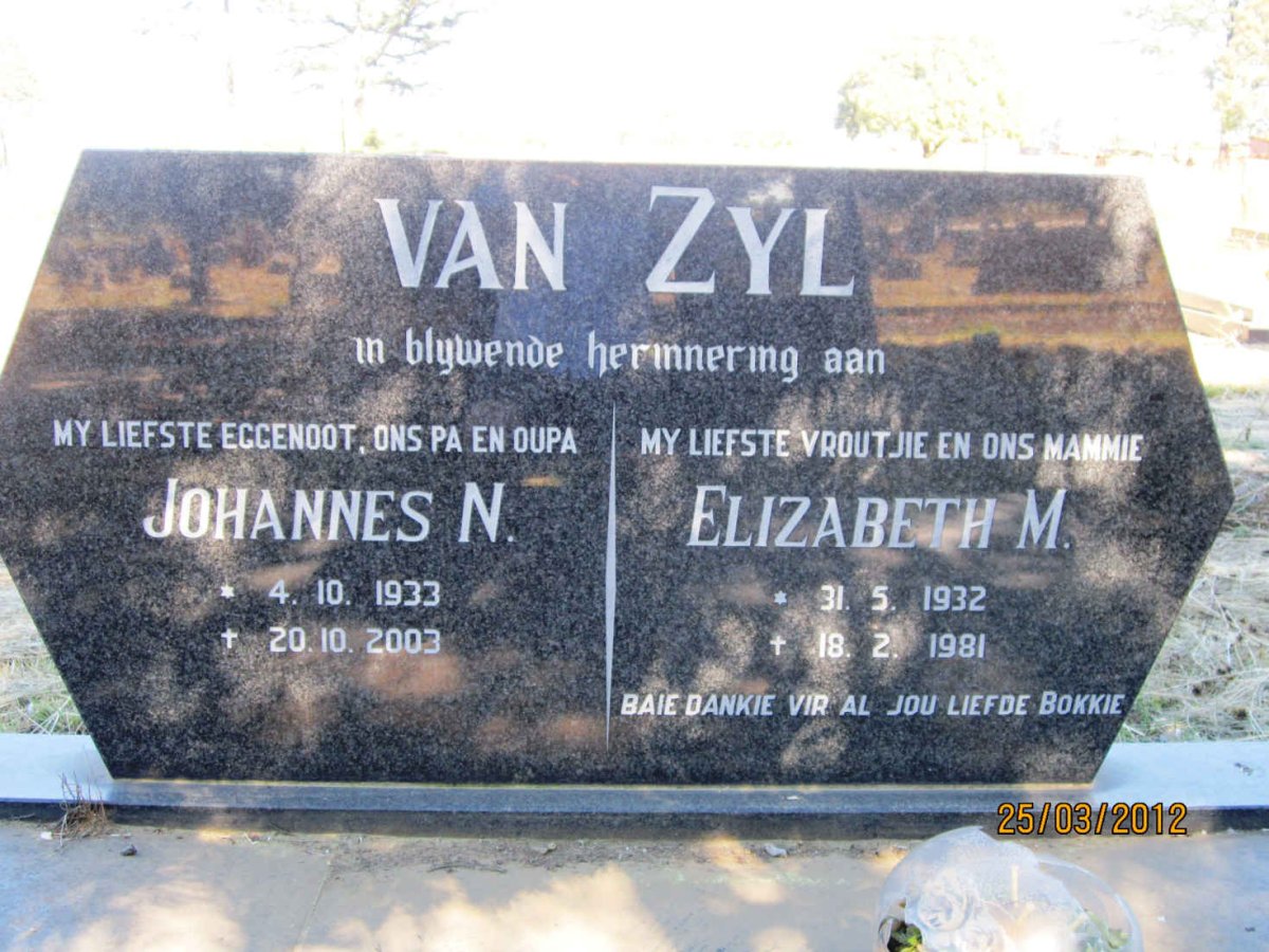 ZYL Johannes N., van 1933-2003 &amp; Elizabeth M. 1932-1981