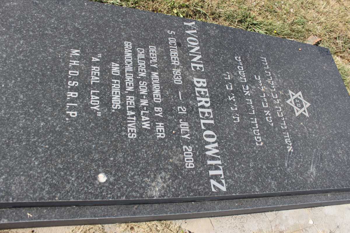 BERELOWITZ Yvonne 1930-2009