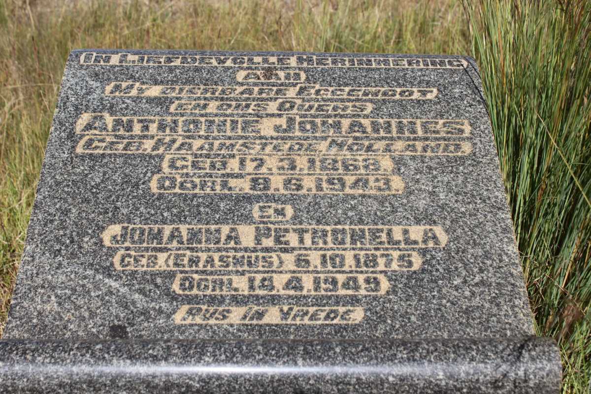 ? Antonie Johannes 1868-1943 &amp; Johanna Petronella ERASMUS 1875-1949