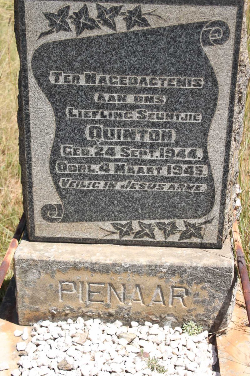 PIENAAR Quinton 1944-1945