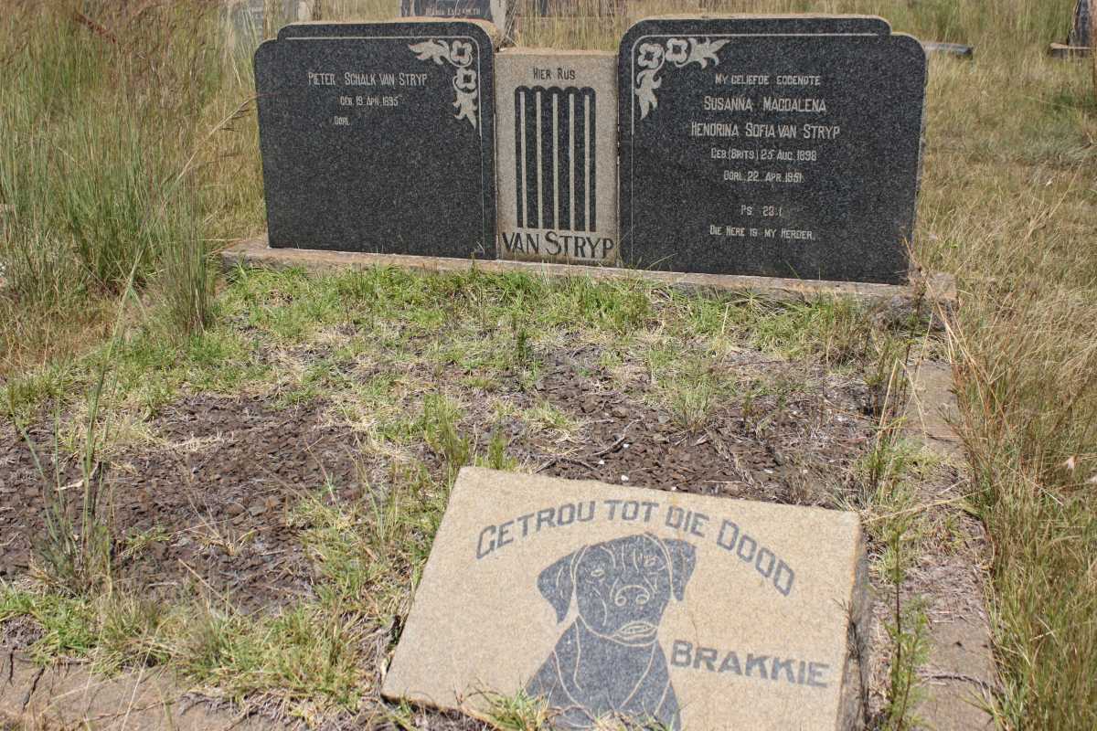 STRYP Pieter Schalk, van 1895- &amp; Susanna Magdalena Hendrina Sofia BRITS 1898-1951 ::  Brakkie