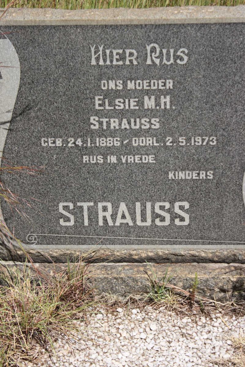 STRAUSS Elsie M.H. 1886-1973