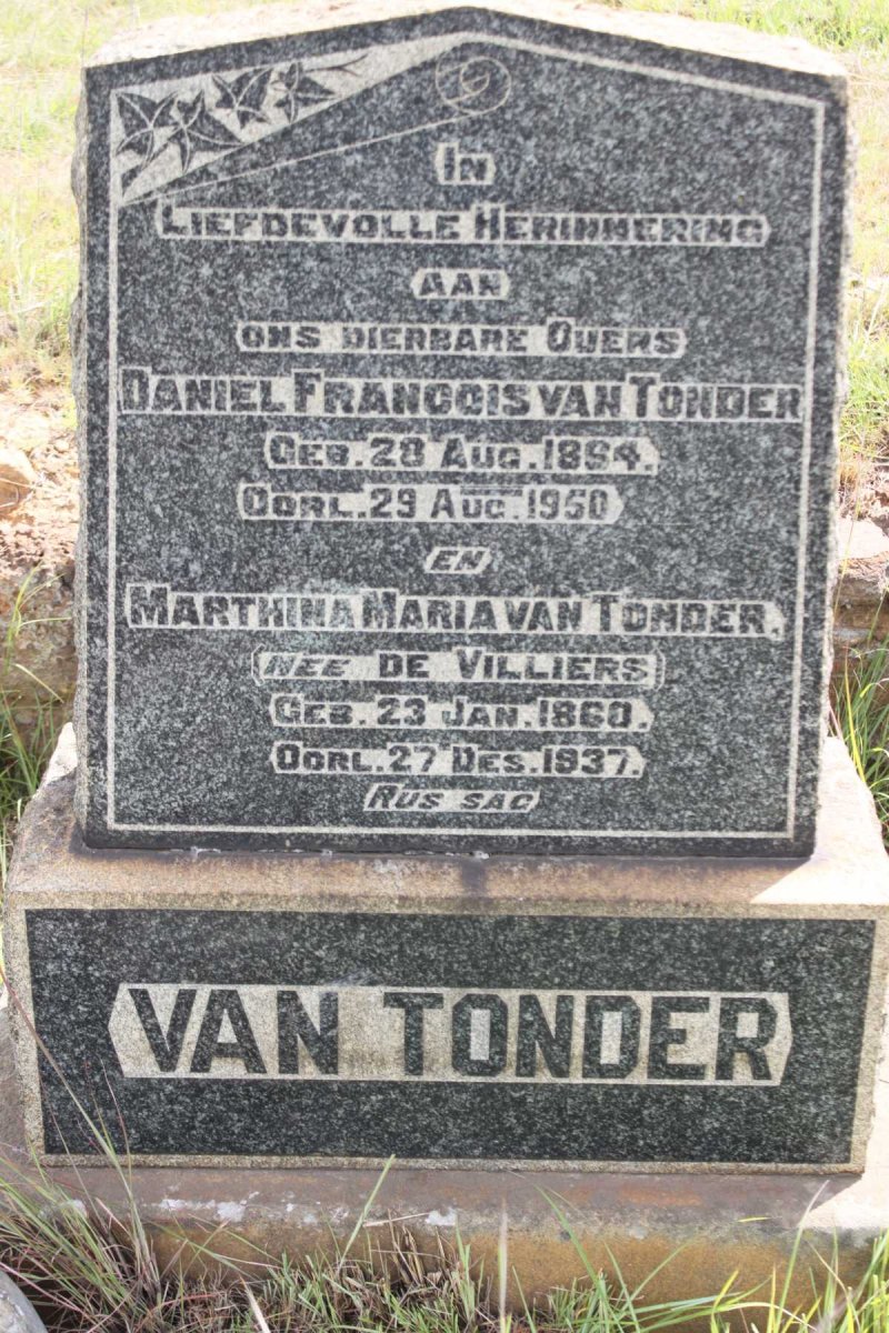TONDER Daniel Francois, van 1864-1950 &amp; Marthina Maria de VILLIERS 1860-1937