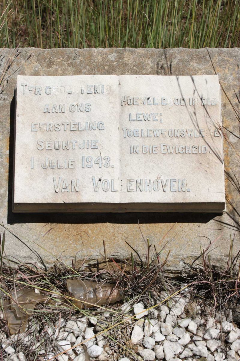 VOLLENHOVEN, van 1943-1943