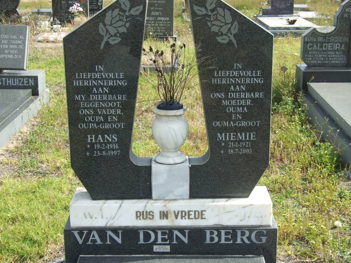 BERG Hans, van den 1916-1997 &amp; Miemie 1921-2003