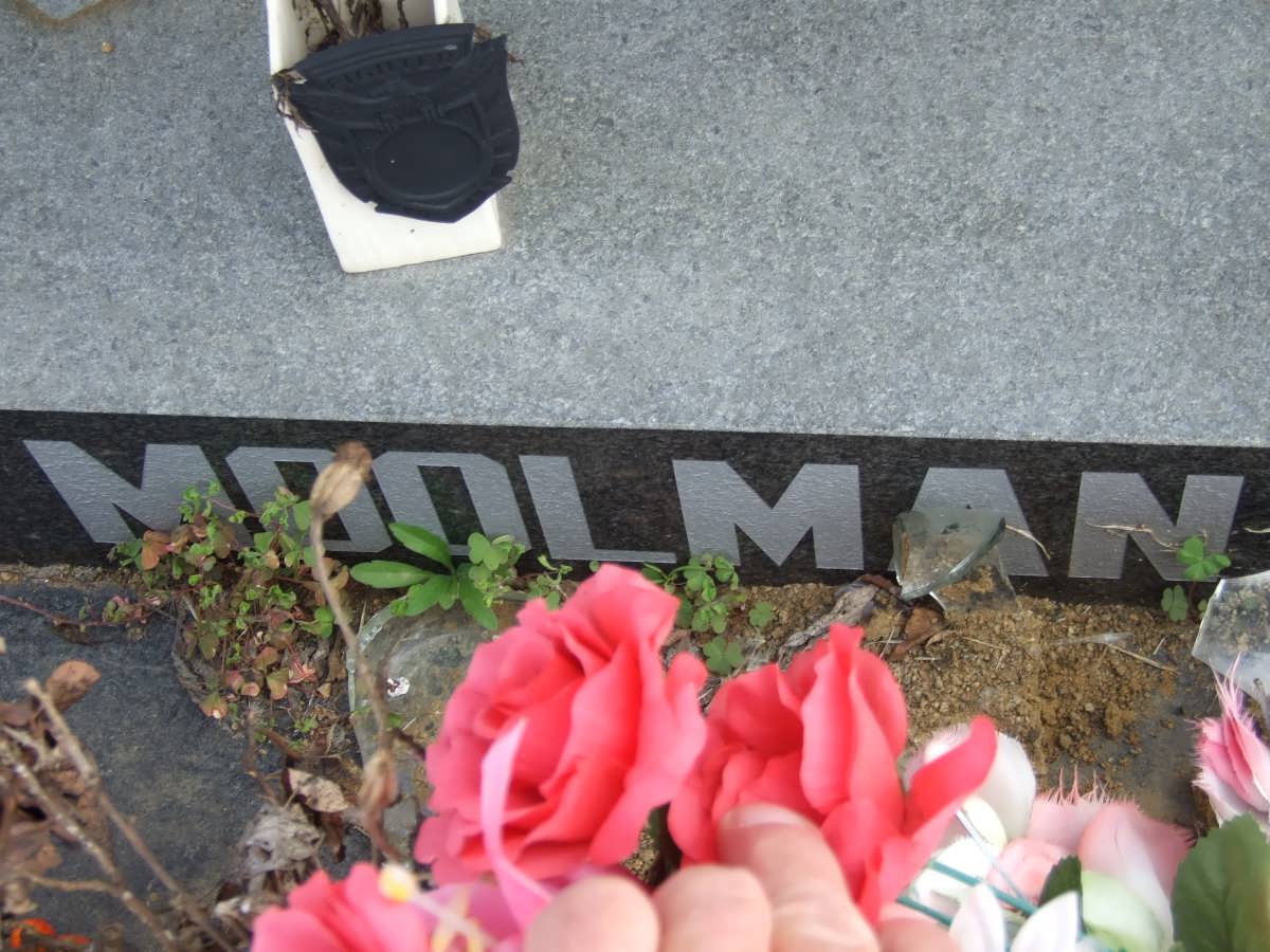 MOOLMAN Julius Dirk 1952-1997