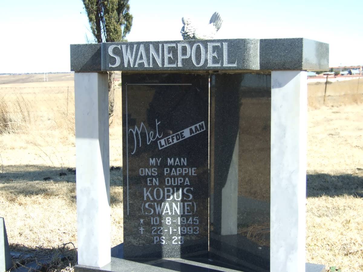 SWANEPOEL Kobus 1945-1993