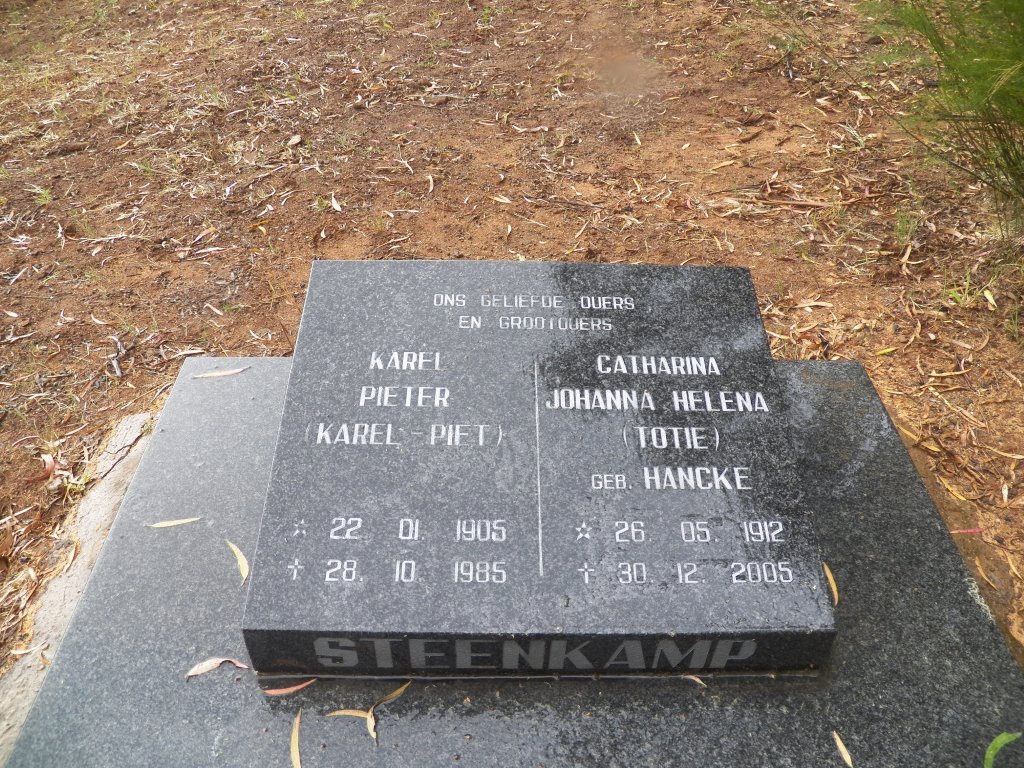 STEENKAMP Karel Pieter 1905-1985 &amp; Catharina Johanna Helena HANCKE 1912-2005