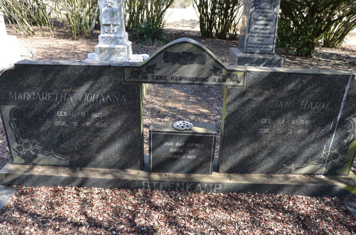 STEENKAMP Jan Harm 1881-1956 &amp; Margaretha Johanna 1903-1969
