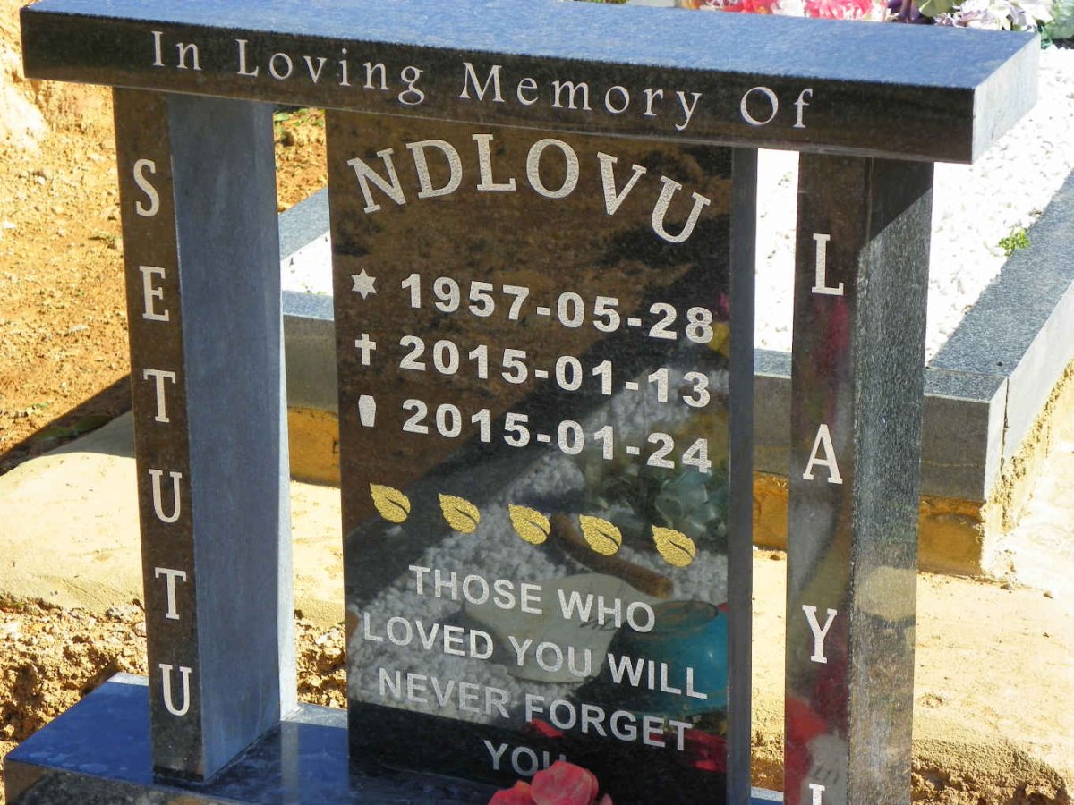 NDLOVU Setutu Lay? 1957-2015