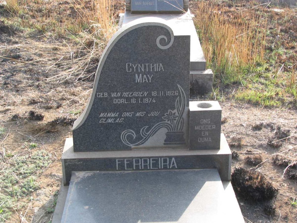 FERREIRA Cynthia May nee VAN HEERDEN 1926-1974