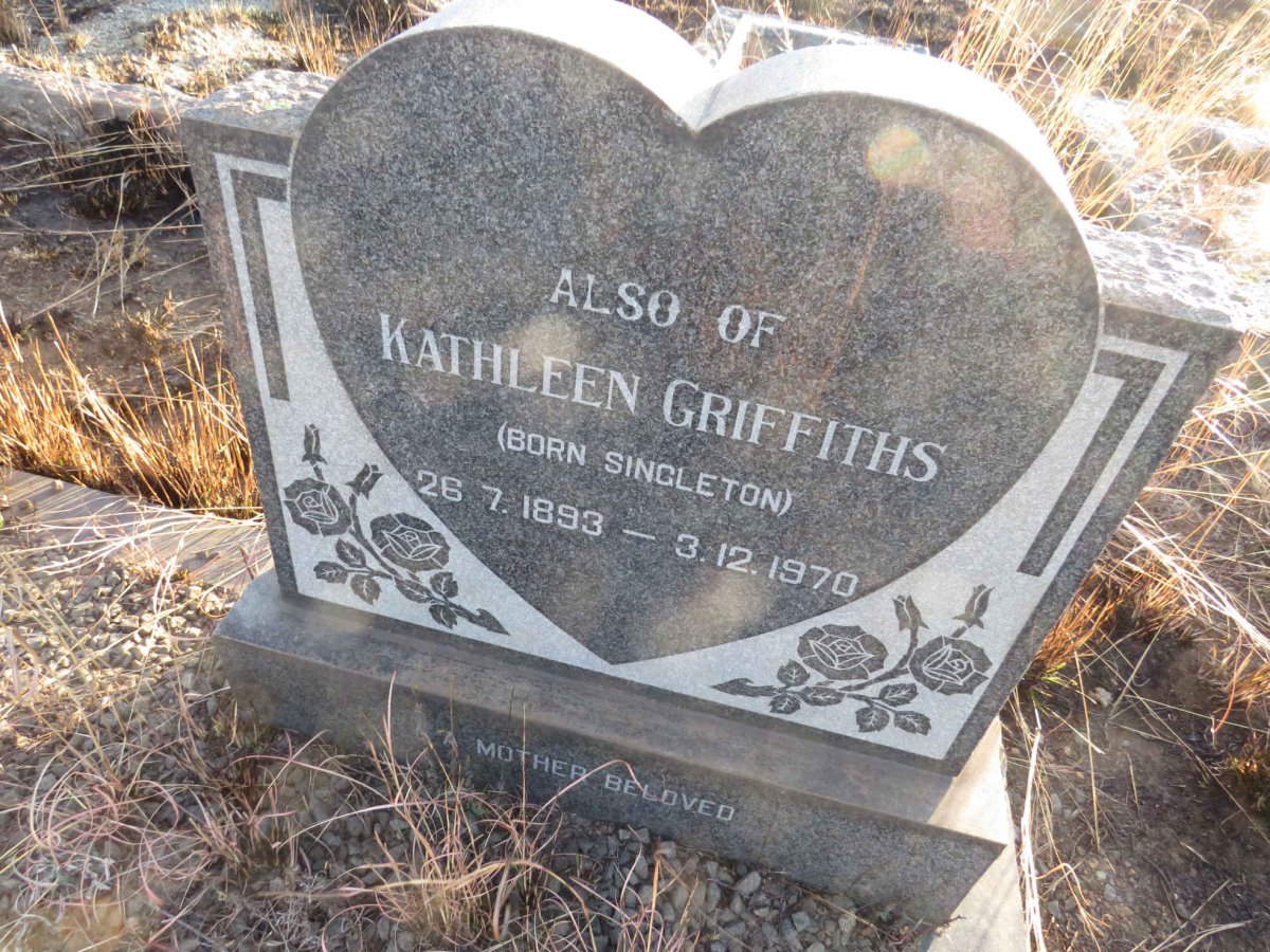 GRIFFITHS Fred 1881-1960 & Kathleen SINGLETON 1893-1970_2 