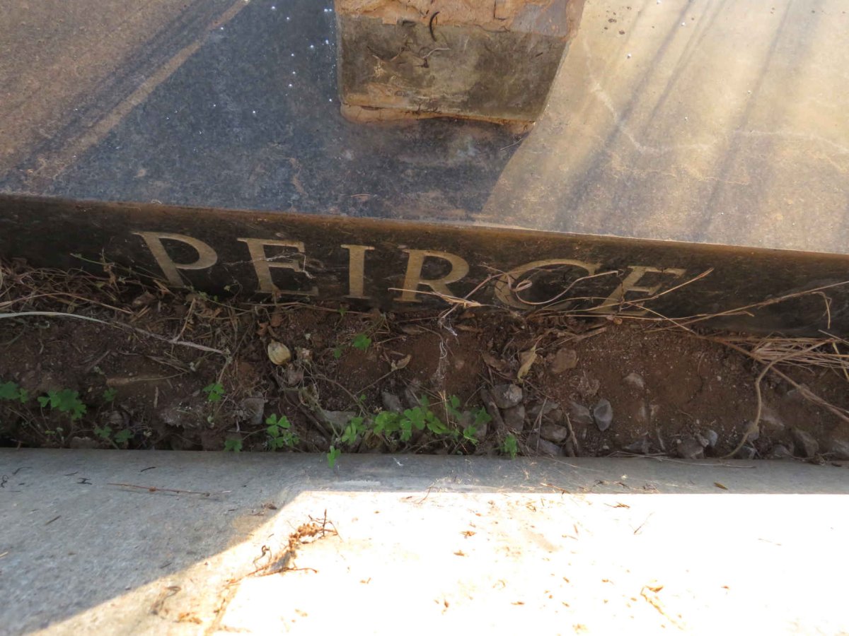 PEIRCE Henry Lovett 1921-1987 & Olive Elaine 1929-1998_1