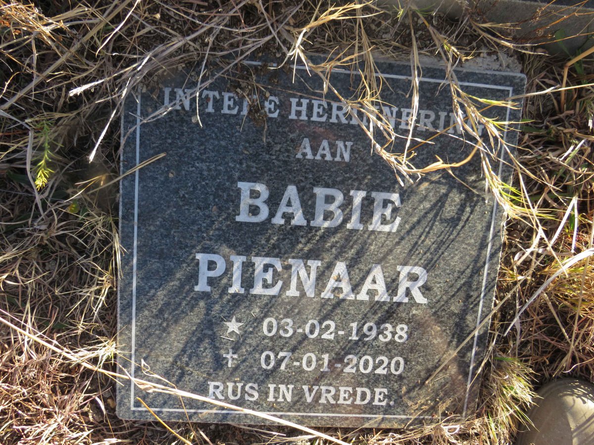 PIENAAR Babie 1938-2020
