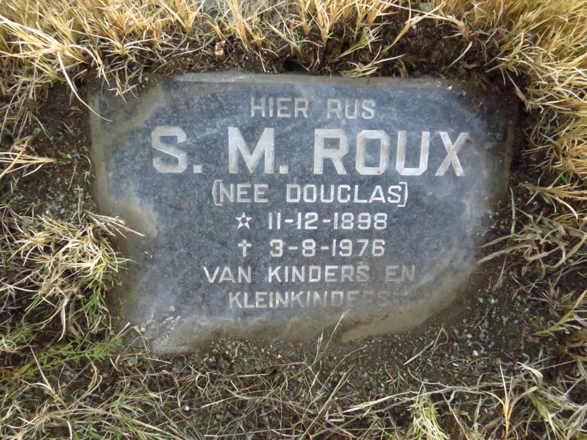 ROUX S.M. nee DOUGLAS 1898-1976