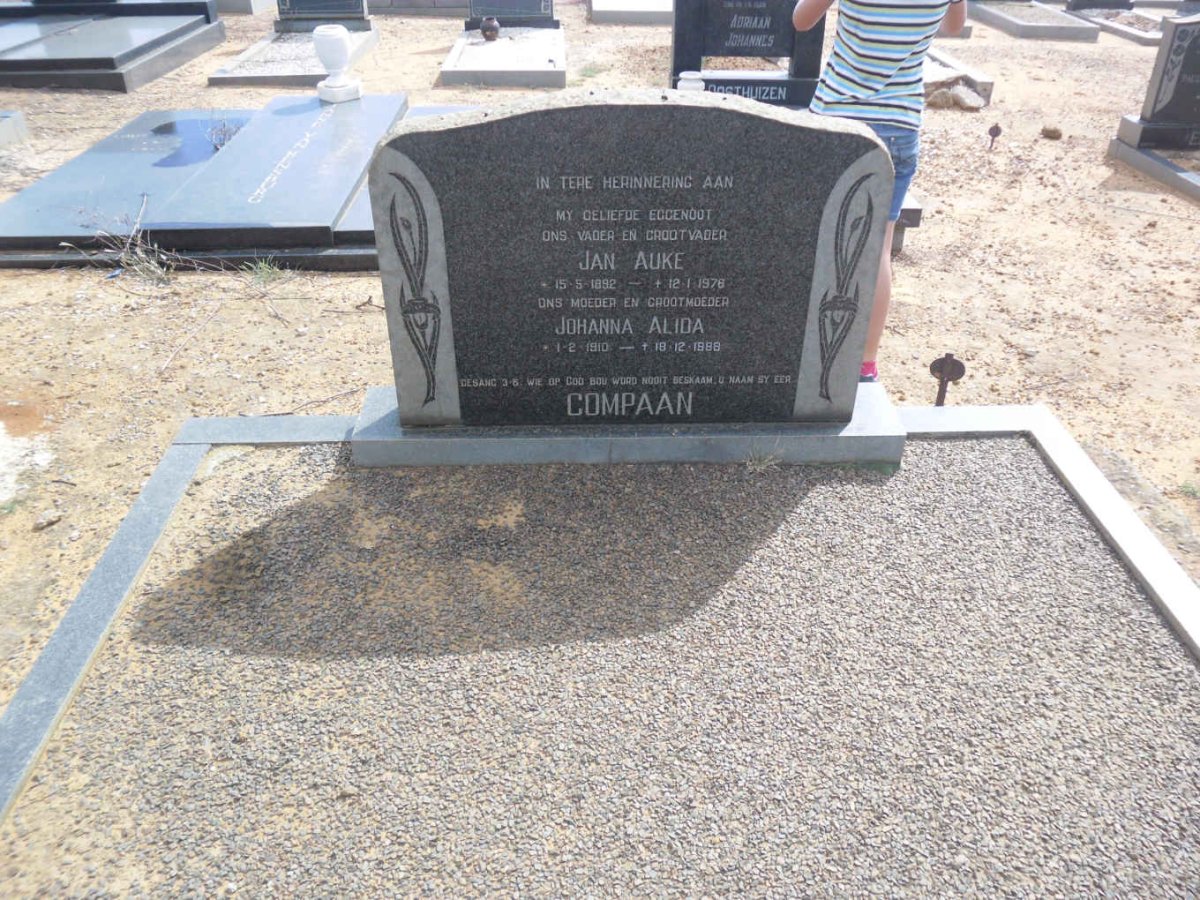 COMPAAN Jan Auke 1892-1976 &amp; Johanna Alida 1910-1988