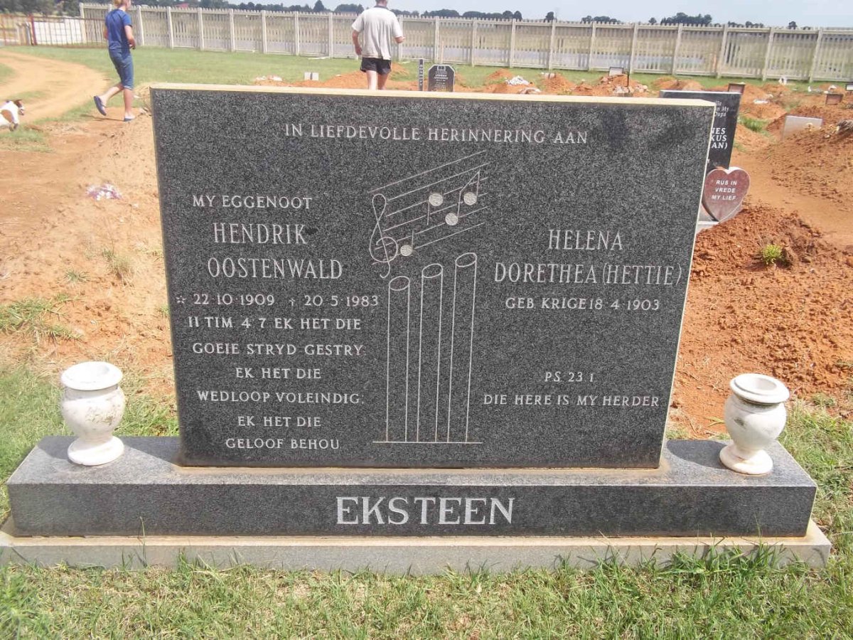 EKSTEEN Hendrik Oostenwald 1909-1983 &amp; Helena Dorethea KRIGE 1903-