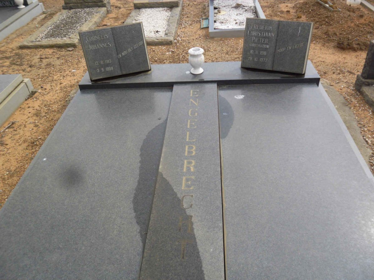 ENGELBRECHT Cornelis Johannes 1913-1994 &amp; Frederik Christiaan Pieter nee OOSTHUIZEN 1916-1977