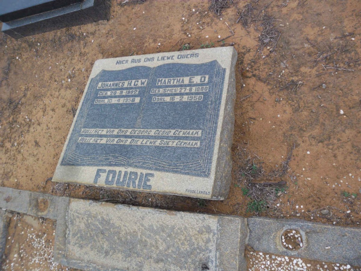 FOURIE Johannes H.G.W. 1882-1958 &amp; Martha E.D. SPIES 1880-1950