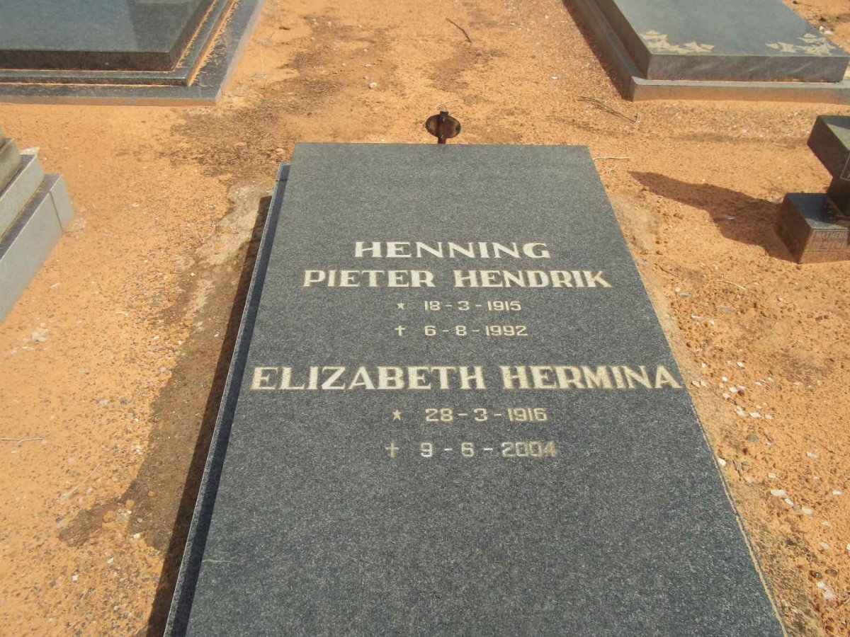 HENNING Pieter Hendrik 1915-1992 &amp; Elizabeth Hermina 1916-2004