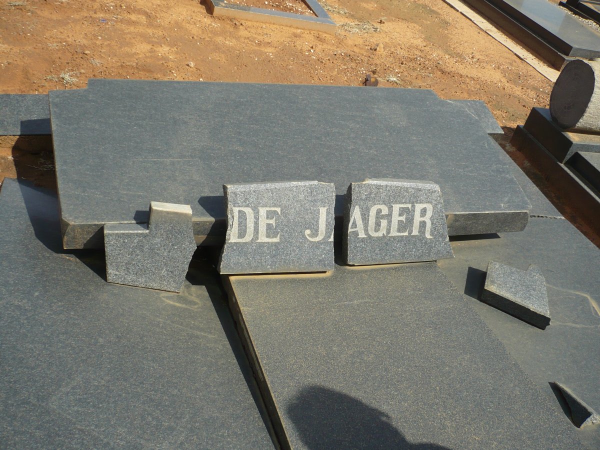JAGER Lood, de &amp; Lettie