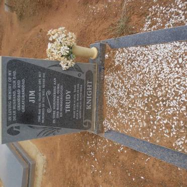 KNIGHT Jim 1931-2005 &amp; Trudy 1941-