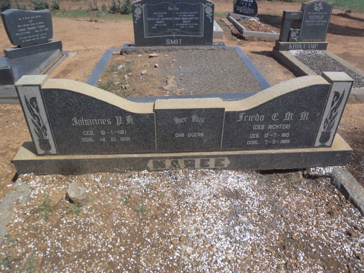 MAREE Johannes P.H. 1911-1991 &amp; Frieda C.M.M. RICHTER 1915-1989